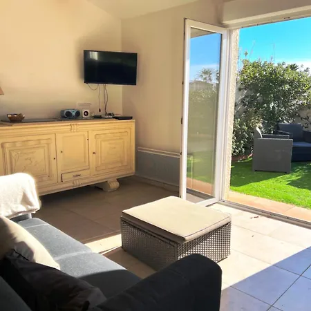 Secanto Belle Individuelle Avec Grand Jardin Rochelongue Cap D'agde Villa *