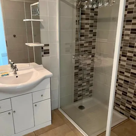 Secanto Belle Individuelle Avec Grand Jardin Rochelongue Cap D'agde Villa