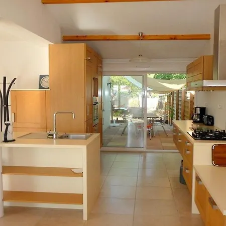 Villa Secanto Belle Individuelle Avec Grand Jardin Rochelongue Cap D'agde Agde