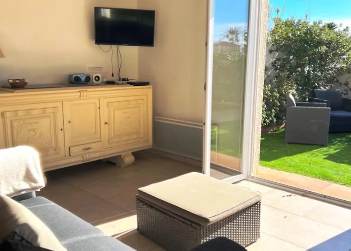 Secanto Belle Individuelle Avec Grand Jardin Rochelongue Cap D'agde Vila *