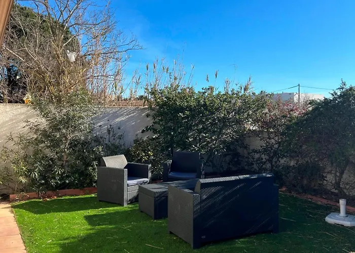 Secanto Belle Individuelle Avec Grand Jardin Rochelongue Cap D'agde *